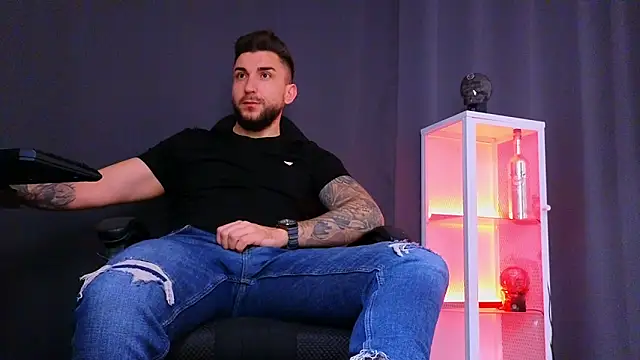 MightyAaron66 online show from 02.17.25