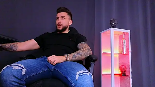 MightyAaron66 online show from 02.17.25