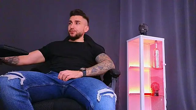 MightyAaron66 online show from 02.19.25