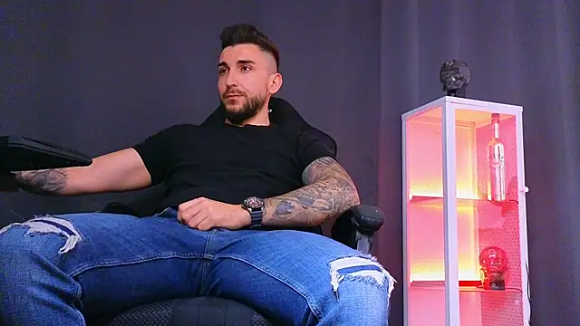 MightyAaron66 online show from 02.21.25