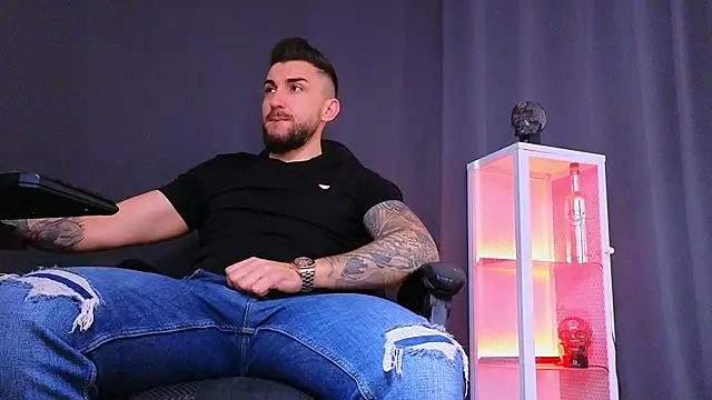 MightyAaron66 online show from 02.23.25