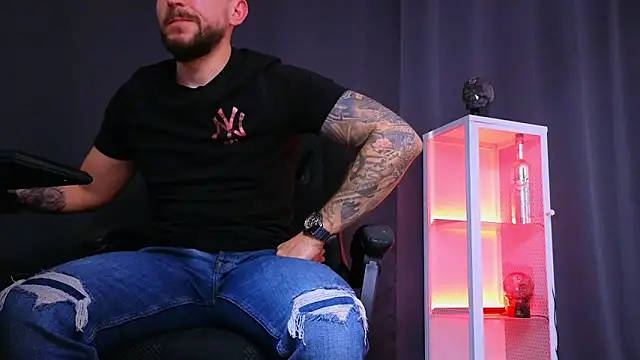 MightyAaron66 online show from 02.26.25