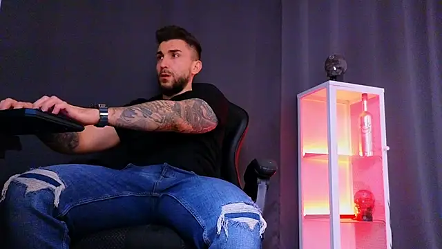 MightyAaron66 online show from 03.02.25