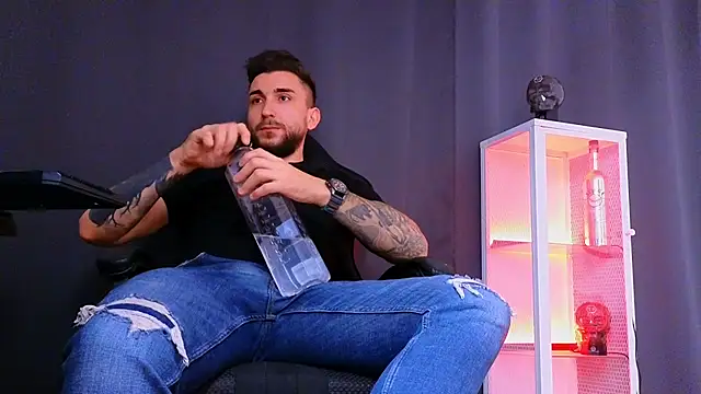 MightyAaron66 online show from 03.04.25