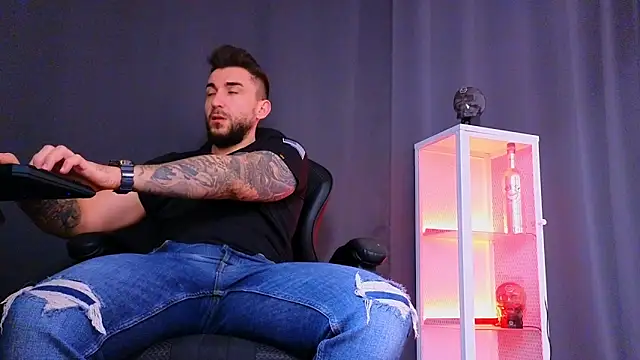 MightyAaron66 online show from 03.06.25