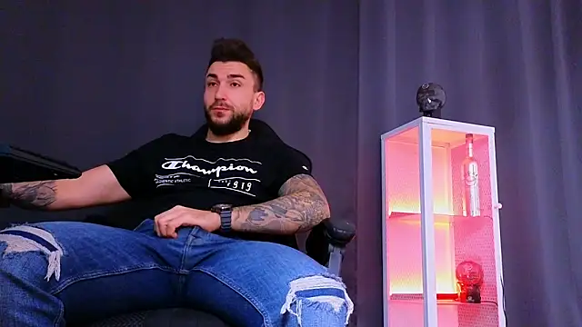 MightyAaron66 online show from 03.11.25