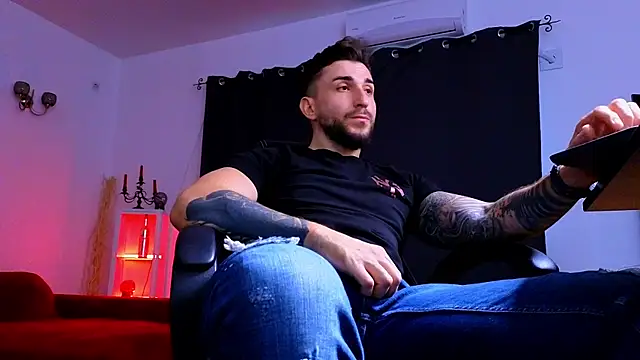 MightyAaron66 online show from 10.02.25