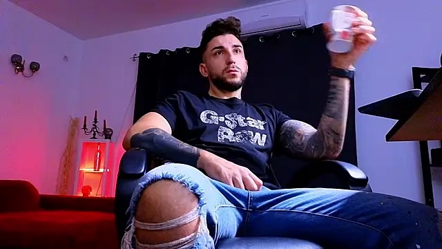 MightyAaron66 online show from 10.11.25