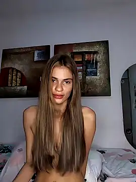 cuteluci  online show from 12.31.24