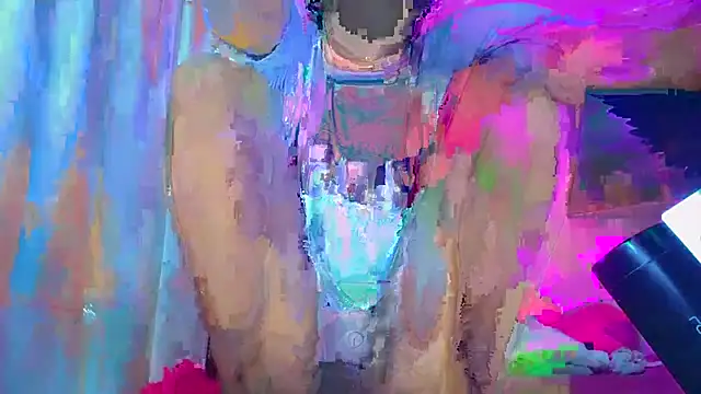 NahomiCamper online show from 12.19.25