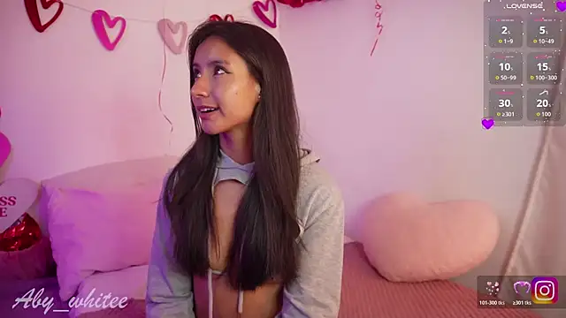 Snapshot of AbyWhitee chatting on 02.24.26 AbyWhitee online show from 02.24.26