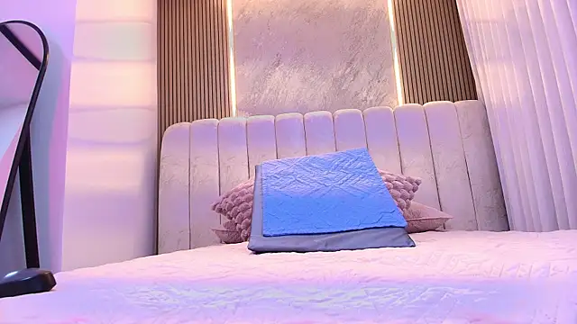 kata hazel online show from 11.21.25