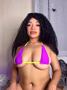 Alyssa Houston online show from 10.29.25