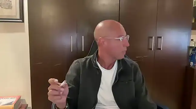 Snapshot of alanan881 chatting on 12.18.24 alanan881 online show from 12.18.24
