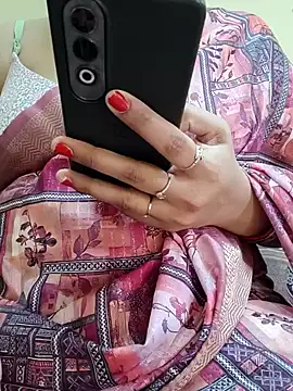 Snapshot of samitasharma chatting on 06.05.26 samitasharma online show from 06.05.26