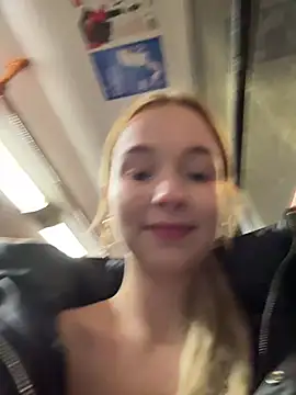 Baby Tiny online show from 01.03.25