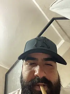 Snapshot of Lyon_vach chatting on 11.14.25 Lyon vach online show from 11.14.25