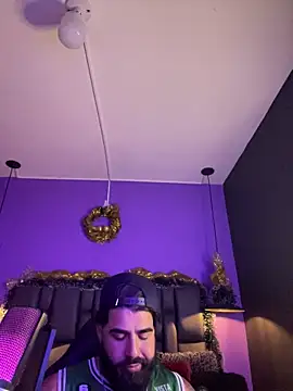 Snapshot of Lyon_vach chatting on 12.04.25 Lyon vach online show from 12.04.25