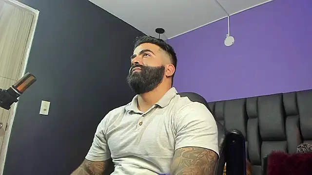 Lyon vach online show from 01.17.26