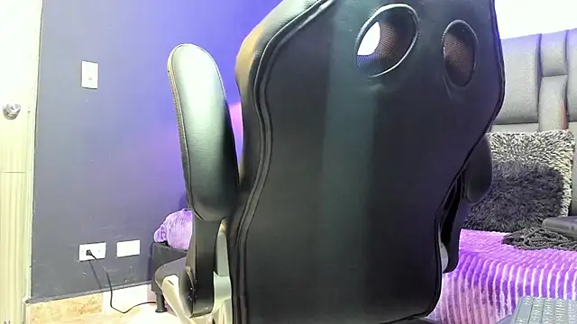 Lyon vach online show from 04.21.26