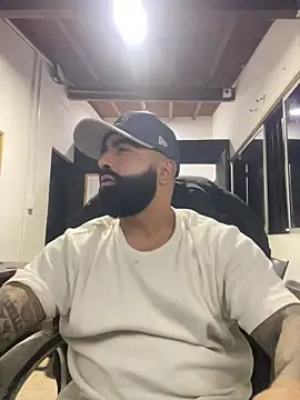 Snapshot of Lyon_vach chatting on 05.29.26 Lyon vach online show from 05.29.26
