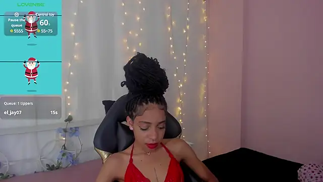 Snapshot of Abigail_Wilson_ chatting on 12.20.24 Abigail Wilson online show from 12.20.24