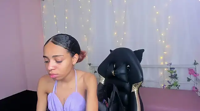 Snapshot of Abigail_Wilson_ chatting on 01.28.25 Abigail Wilson online show from 01.28.25