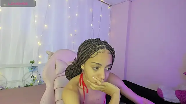 Snapshot of Abigail_Wilson_ chatting on 02.12.25 Abigail Wilson online show from 02.12.25