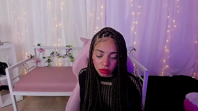 Snapshot of Abigail_Wilson_ chatting on 02.19.25 Abigail Wilson online show from 02.19.25