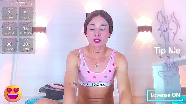 Snapshot of Molly_Spears chatting on 02.27.25 Molly Spears online show from 02.27.25