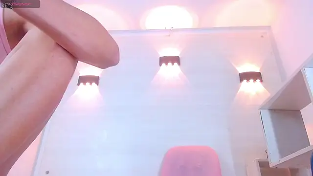 Snapshot of Molly_Spears chatting on 03.05.25 Molly Spears online show from 03.05.25