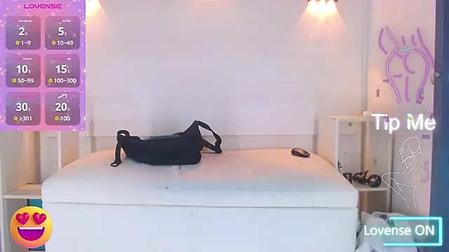 Snapshot of Molly_Spears chatting on 03.22.25 Molly Spears online show from 03.22.25