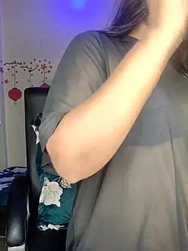 Black-Pearll online show from 04.17.26