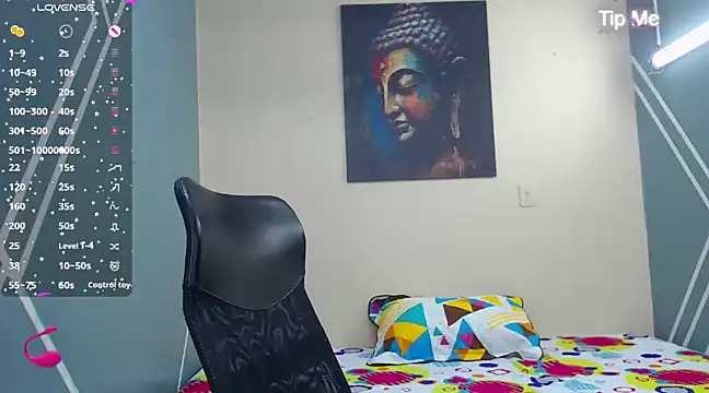 Snapshot of nolan_twink1 chatting on 12.06.24 nolan twink1 online show from 12.06.24