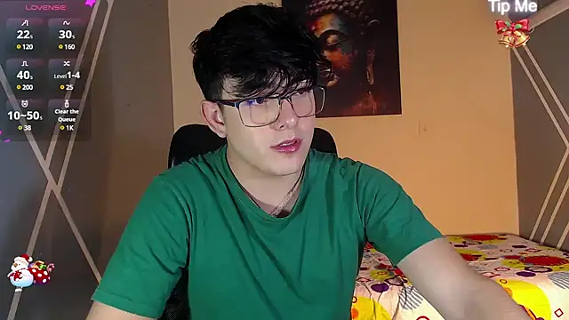 Snapshot of nolan_twink1 chatting on 12.17.24 nolan twink1 online show from 12.17.24