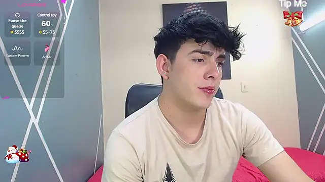 Snapshot of nolan_twink1 chatting on 12.21.24 nolan twink1 online show from 12.21.24