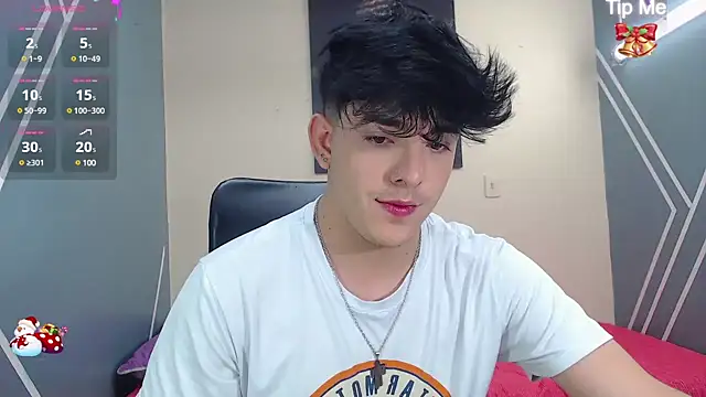 Snapshot of nolan_twink1 chatting on 12.27.24 nolan twink1 online show from 12.27.24