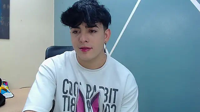 Snapshot of nolan_twink1 chatting on 03.08.25 nolan twink1 online show from 03.08.25