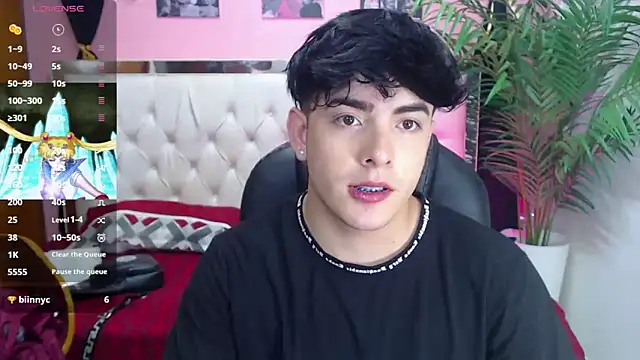 Snapshot of nolan_twink1 chatting on 03.20.25 nolan twink1 online show from 03.20.25