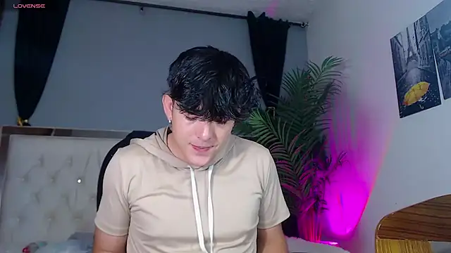 Snapshot of nolan_twink1 chatting on 09.19.25 nolan twink1 online show from 09.19.25