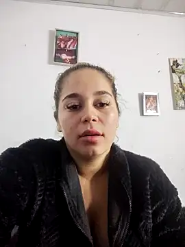 LaurenWelly  online show from 12.01.25