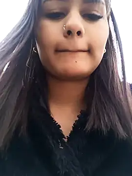 Snapshot of Nicky-7 chatting on 12.18.24 Nicky-7 online show from 12.18.24