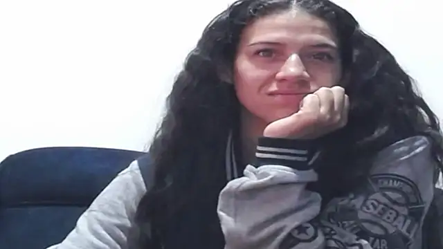 Snapshot of daniela_rivasth chatting on 10.05.25 daniela rivasth online show from 10.05.25