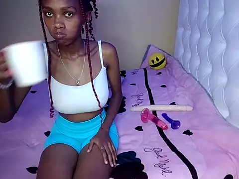 Snapshot of silentkillaz chatting on 02.04.25 silentkillaz online show from 02.04.25