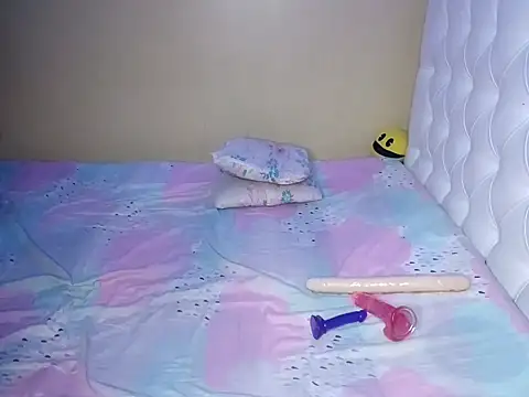 Snapshot of silentkillaz chatting on 02.06.25 silentkillaz online show from 02.06.25