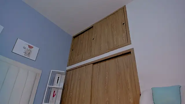 Paula-Brown1 online show from 12.04.25