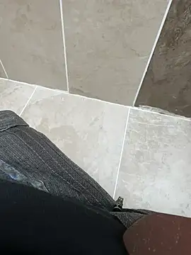 Snapshot of homidor chatting on 02.04.25 homidor online show from 02.04.25