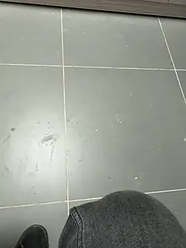 Snapshot of homidor chatting on 12.03.25 homidor online show from 12.03.25