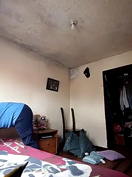 CORALINE GREYM online show from 10.04.25