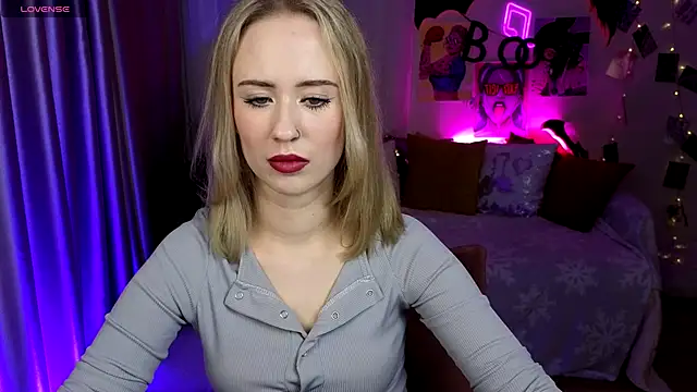 SashaBrooks online show from 11.11.25